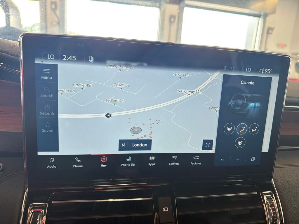 2024 Lincoln Navigator Premiere