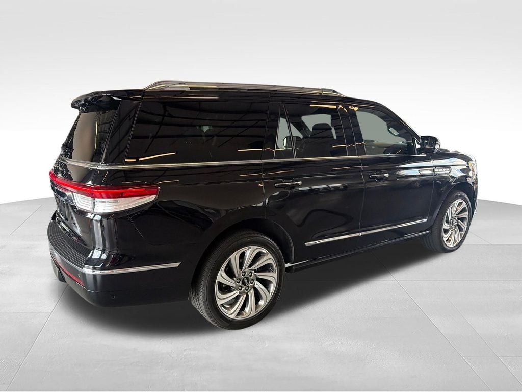 2024 Lincoln Navigator Premiere
