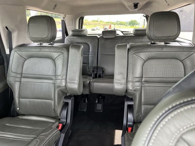 2022 Lincoln Navigator L Black Label