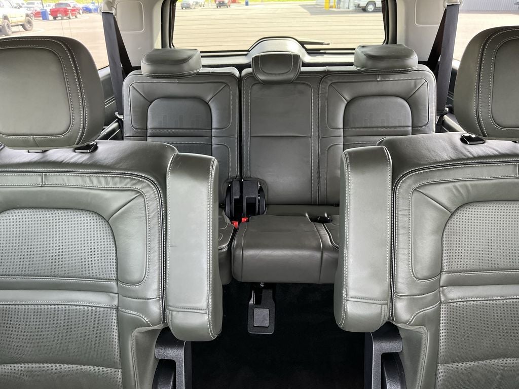 2022 Lincoln Navigator L Black Label