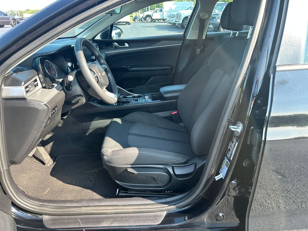 2022 Kia K5 LXS