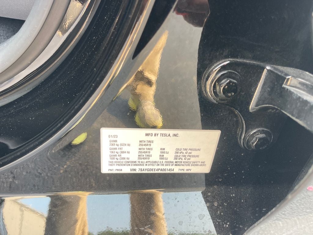 2023 Tesla Model Y Long Range