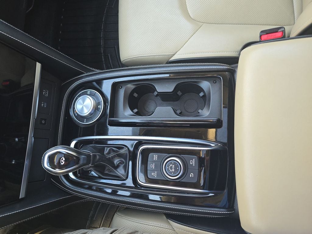 2022 INFINITI QX80 Premium Select