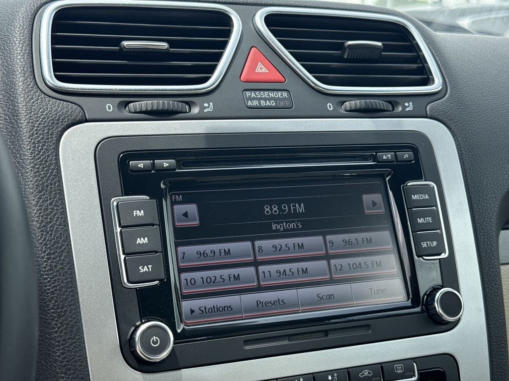 2010 Volkswagen Eos Komfort Edition
