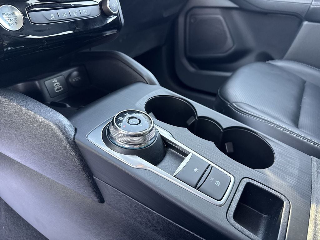 2025 Ford Escape Platinum