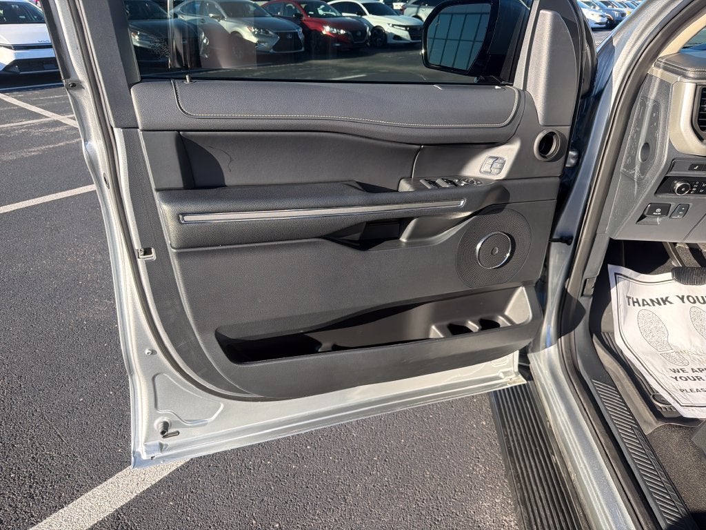 2024 Ford Expedition XLT