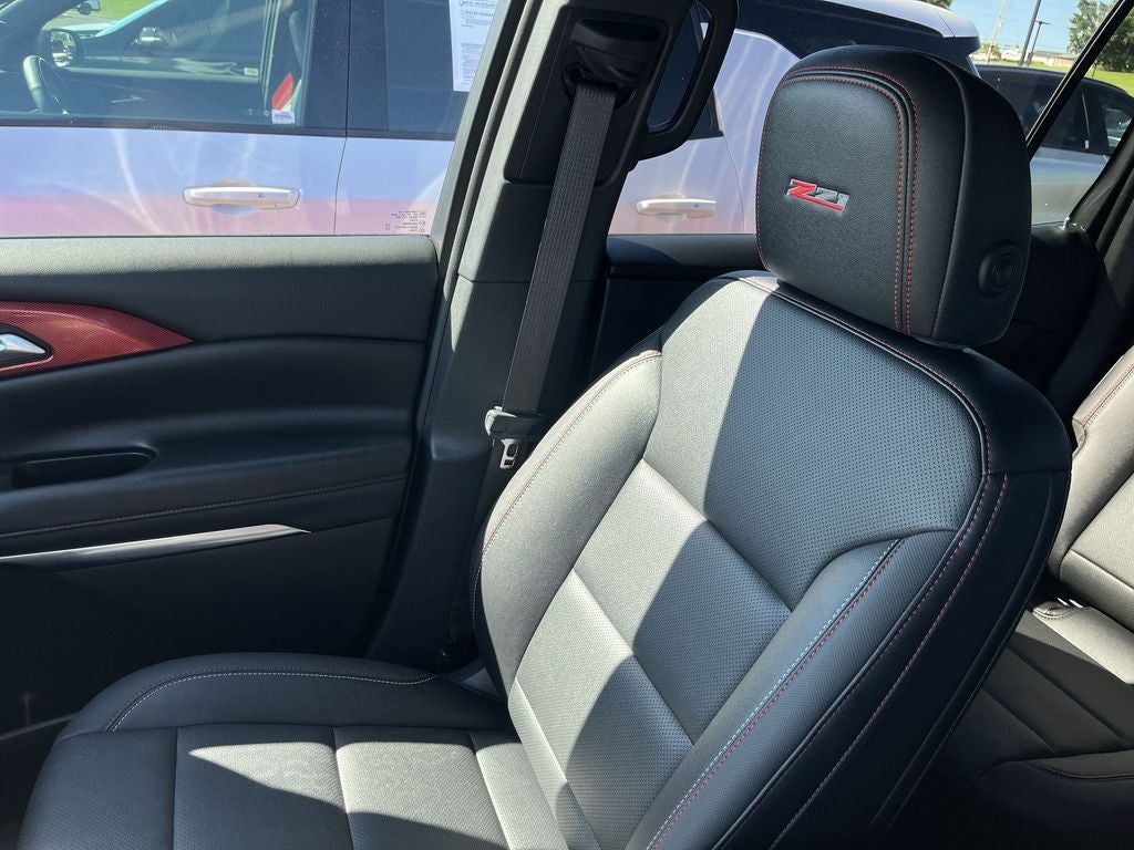 2025 Chevrolet Traverse Z71