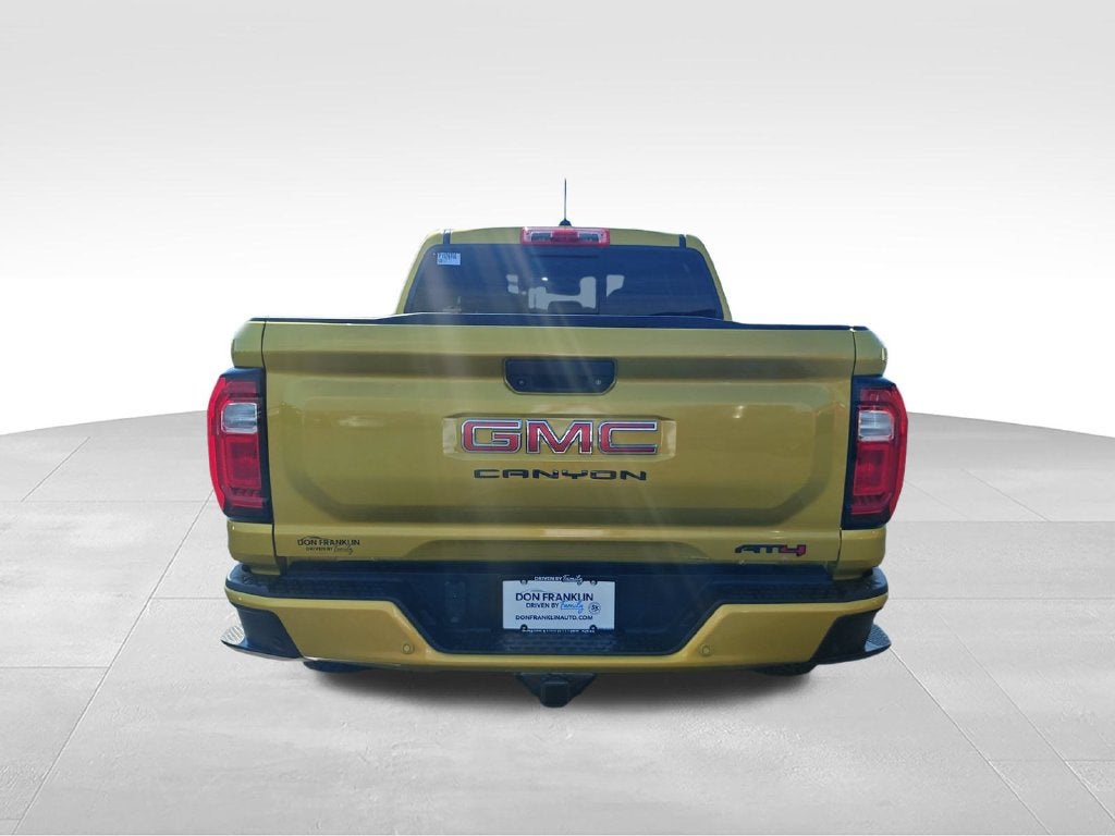 2023 GMC Canyon AT4