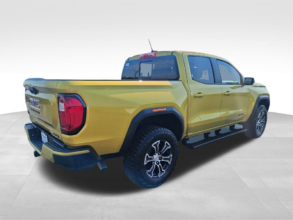 2023 GMC Canyon AT4