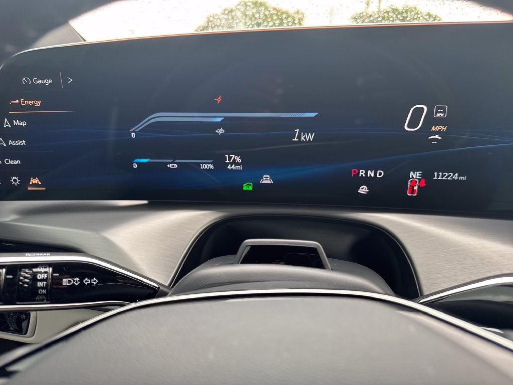 2026 Cadillac VISTIQ Luxury