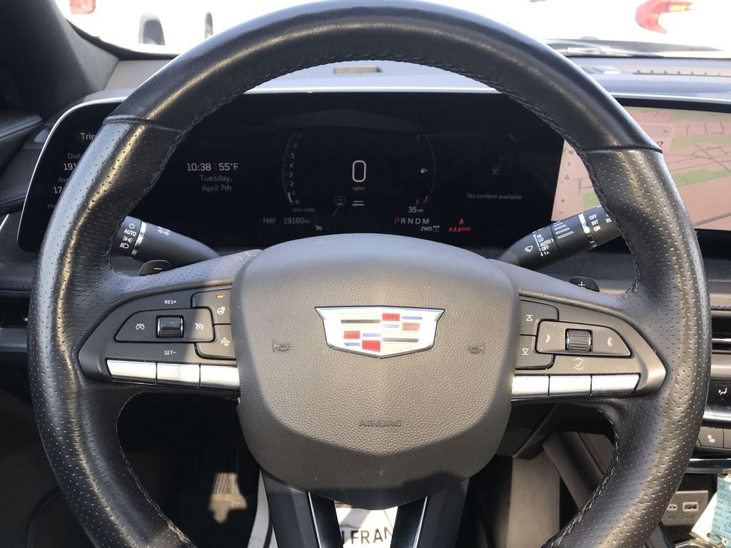 2024 Cadillac XT4 Sport