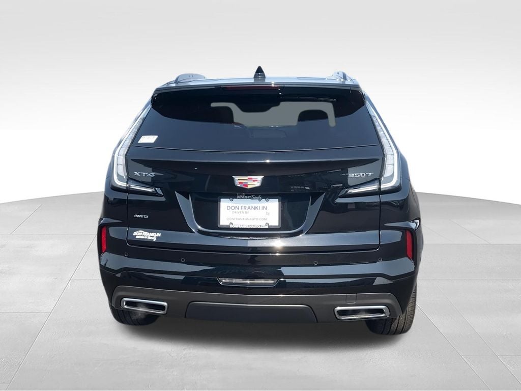 2024 Cadillac XT4 Sport