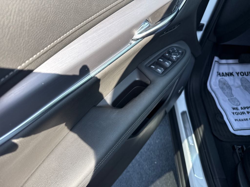 2024 Cadillac XT6 Luxury
