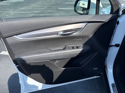 2024 Cadillac XT6 Luxury