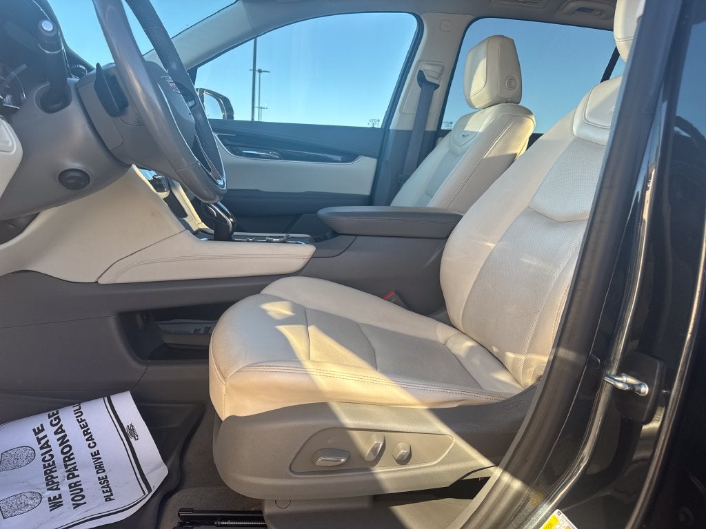 2021 Cadillac XT6 Premium Luxury