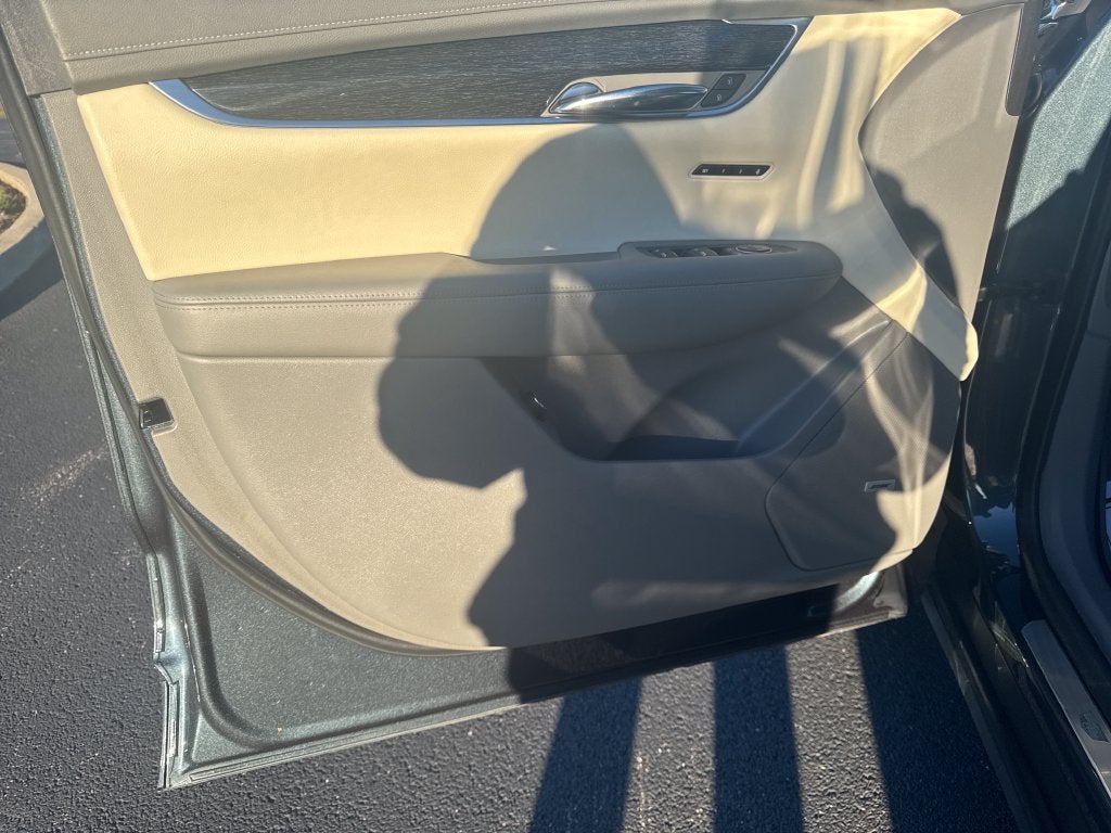 2021 Cadillac XT6 Premium Luxury