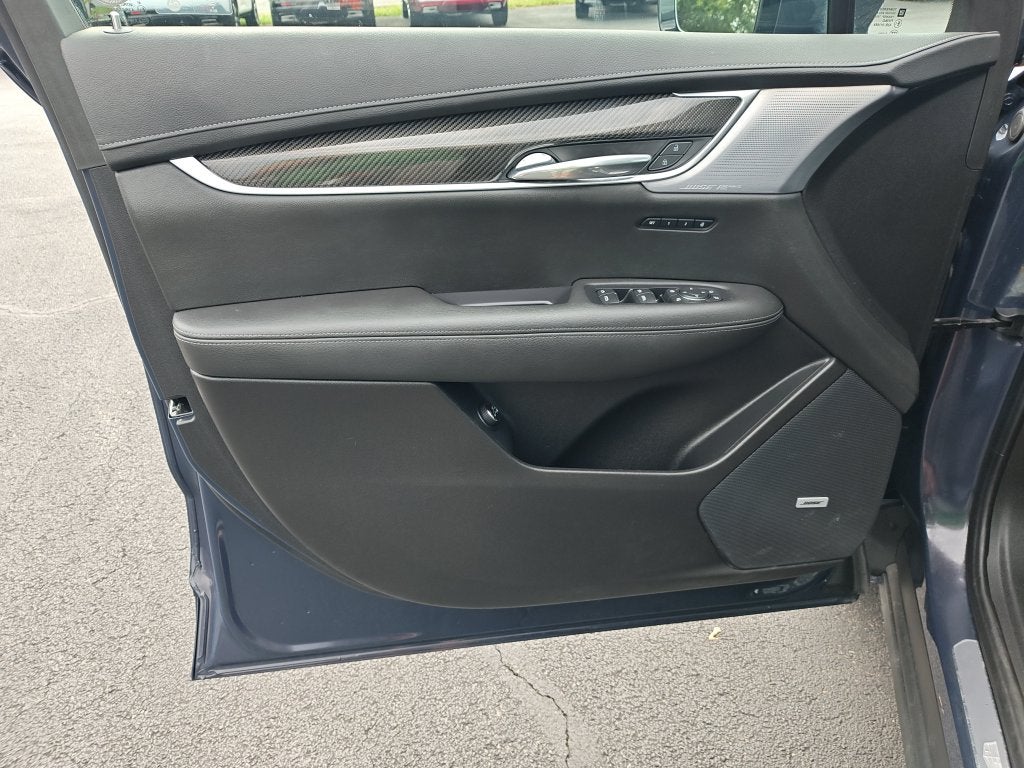 2024 Cadillac XT6 Sport