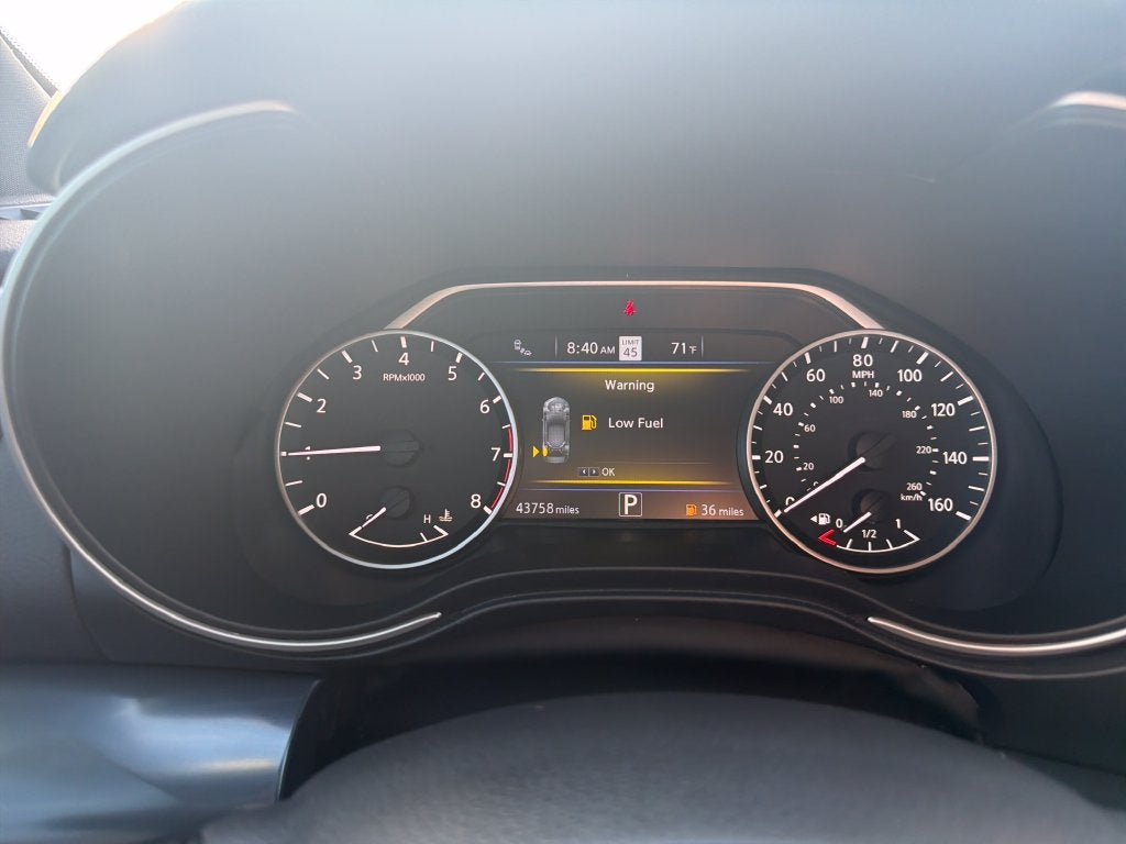 2023 Nissan Maxima SR