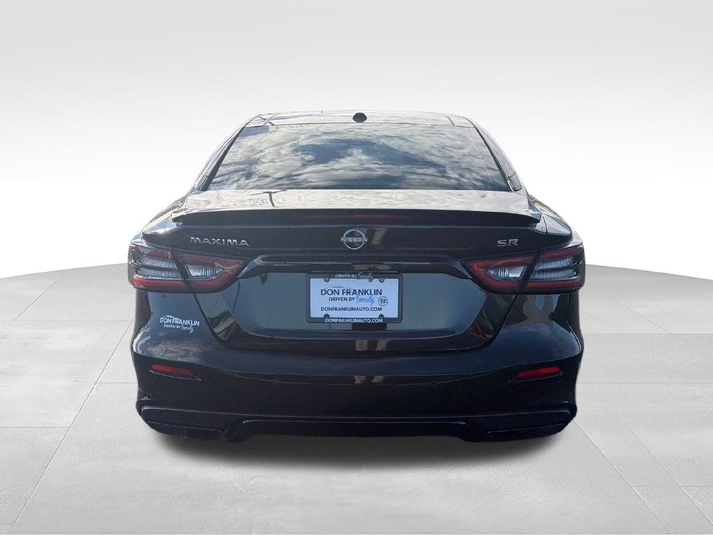 2023 Nissan Maxima SR