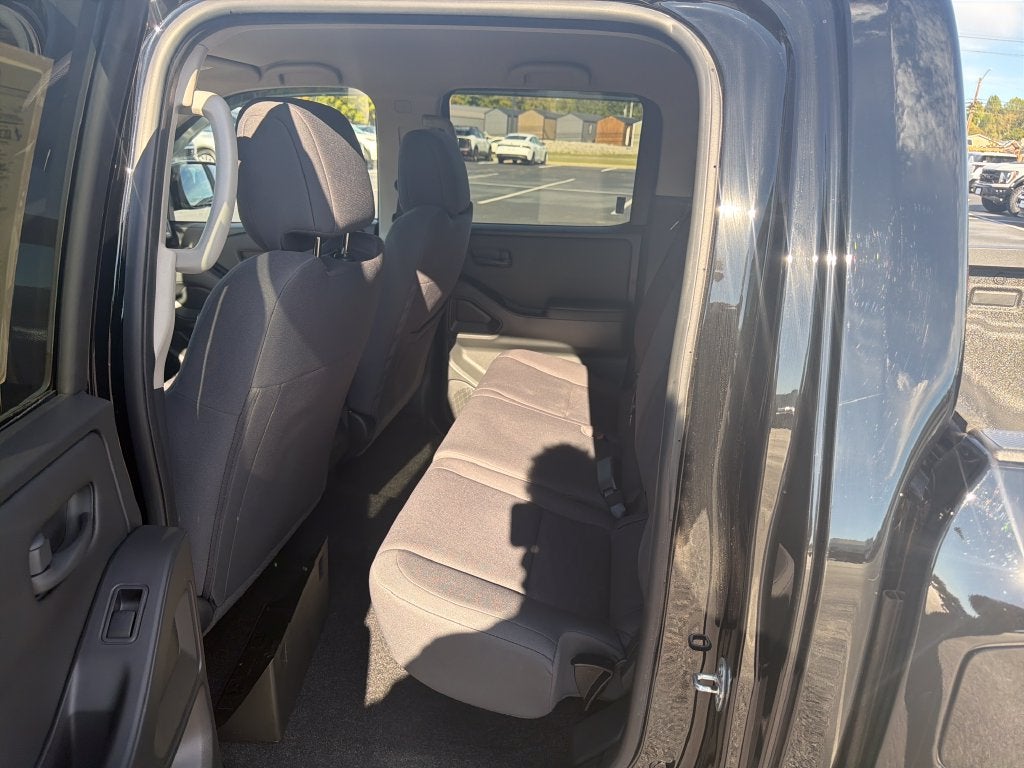 2024 Nissan Frontier S