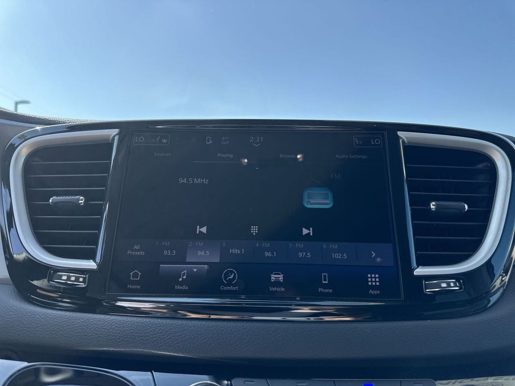 2023 Chrysler Pacifica Touring L