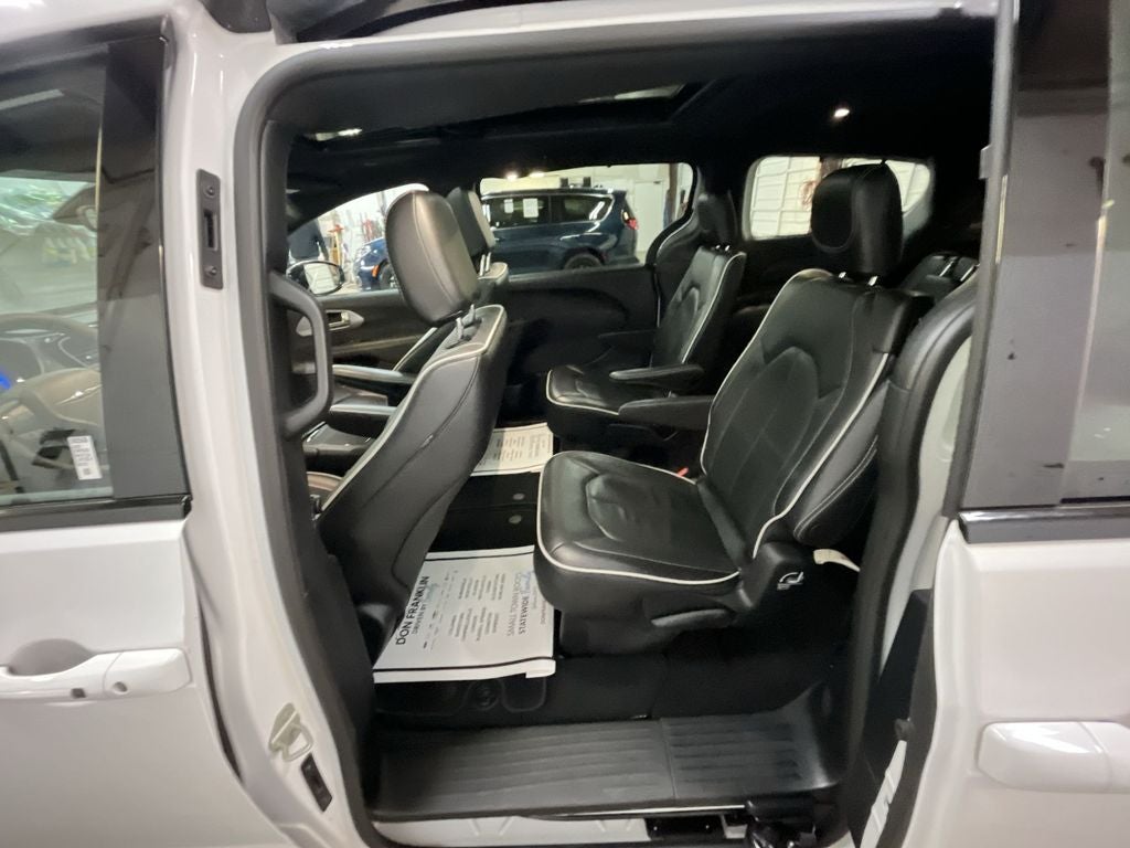 2025 Chrysler Pacifica Limited