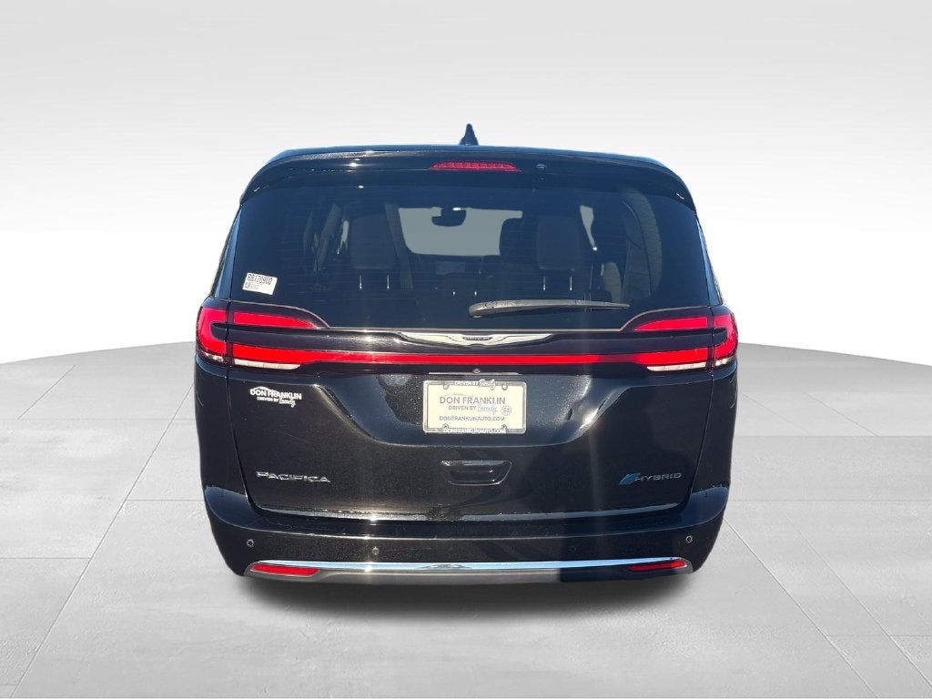 2024 Chrysler Pacifica Hybrid Select