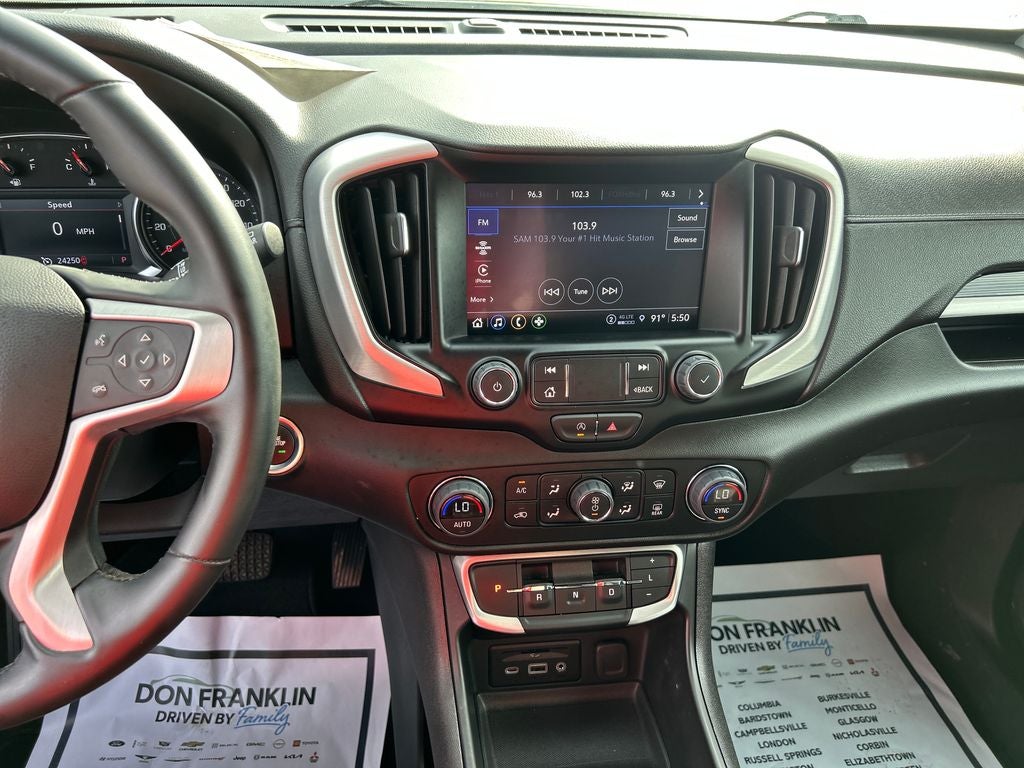 2024 GMC Terrain SLT