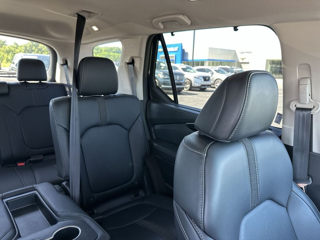 2023 Honda Pilot EX-L 8 Passenger