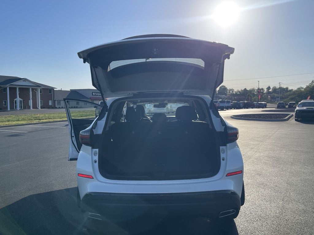 2023 Nissan Murano SV