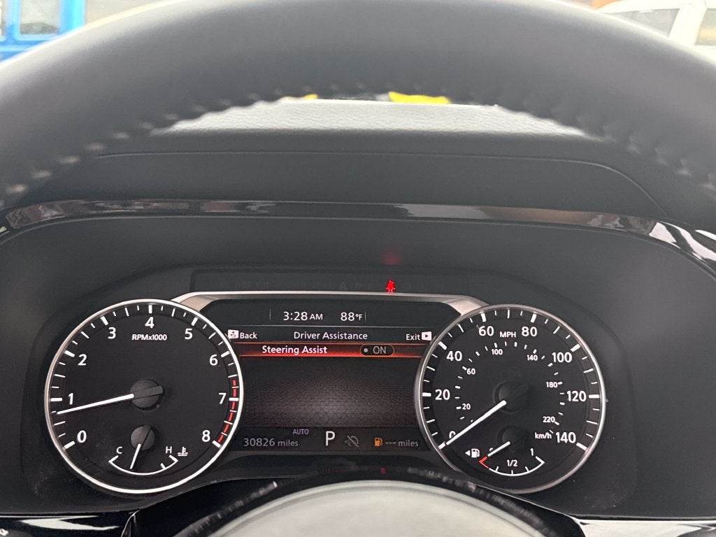 2023 Nissan Pathfinder SV