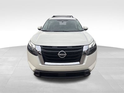 2023 Nissan Pathfinder SV