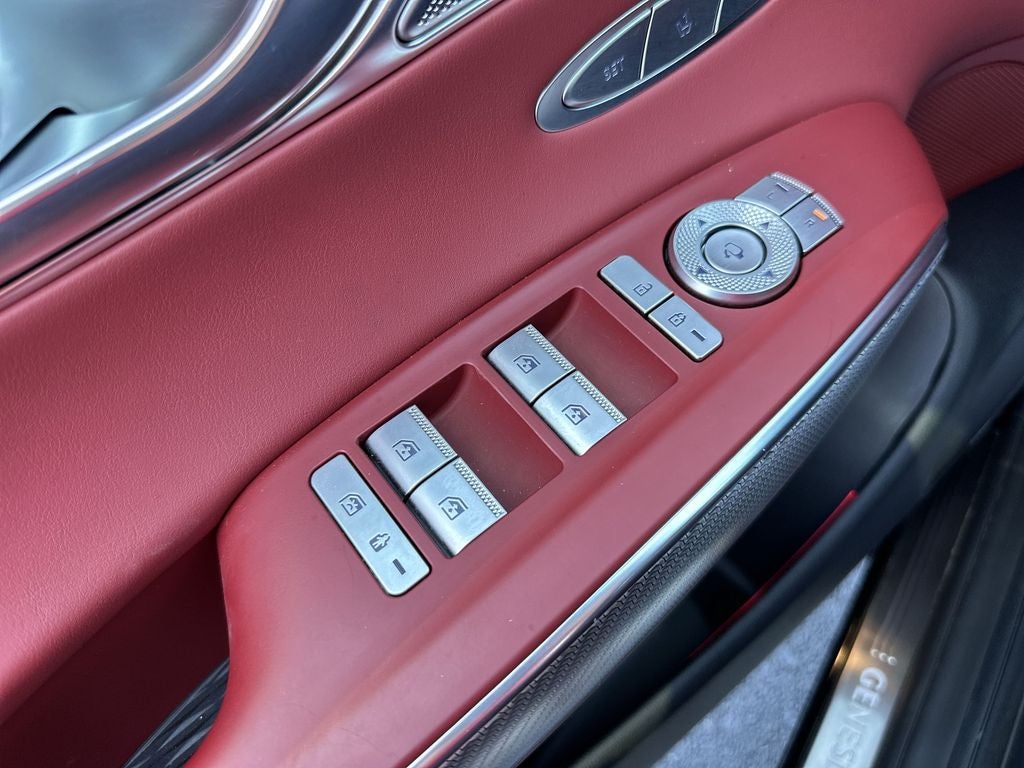2025 Genesis GV70 2.5T