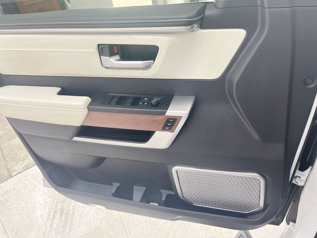 2023 Toyota Sequoia Capstone