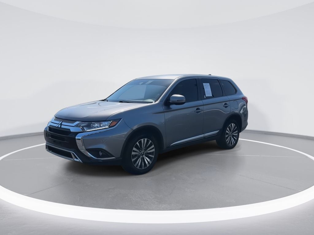 2020 Mitsubishi Outlander Base