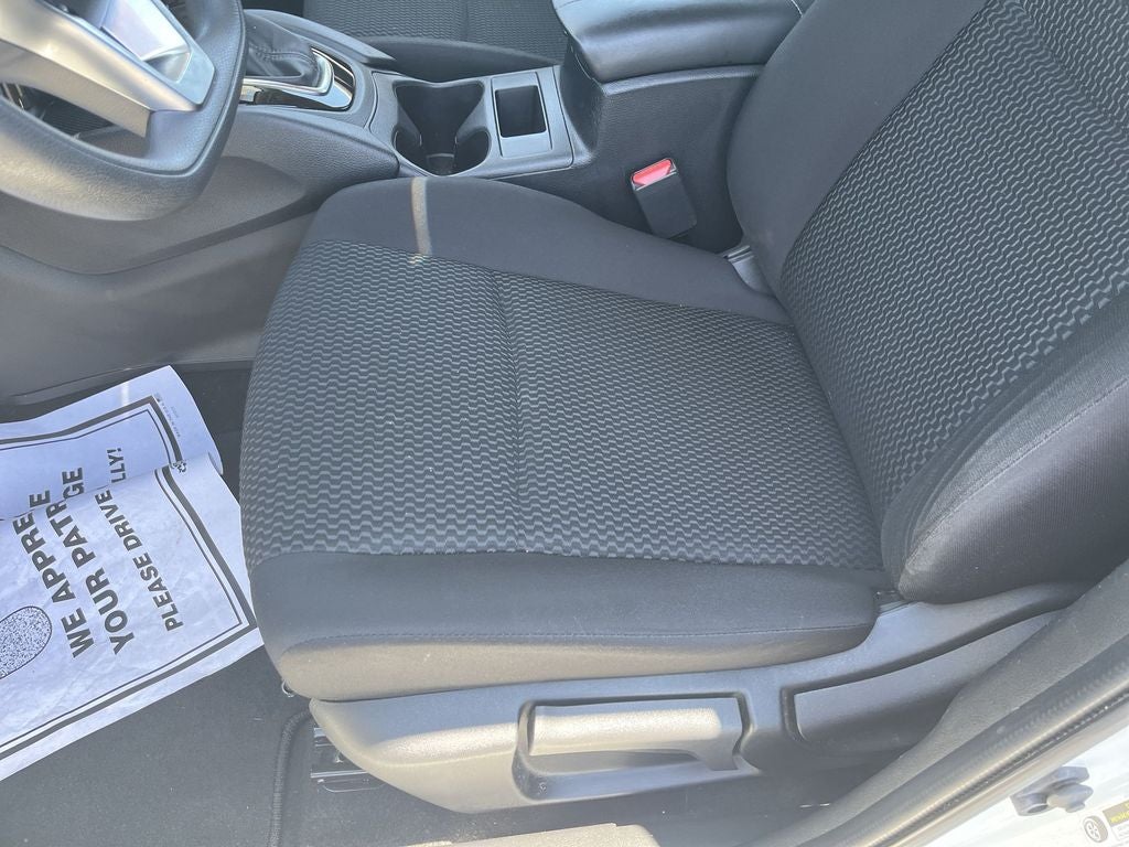 2022 Nissan Rogue Sport S
