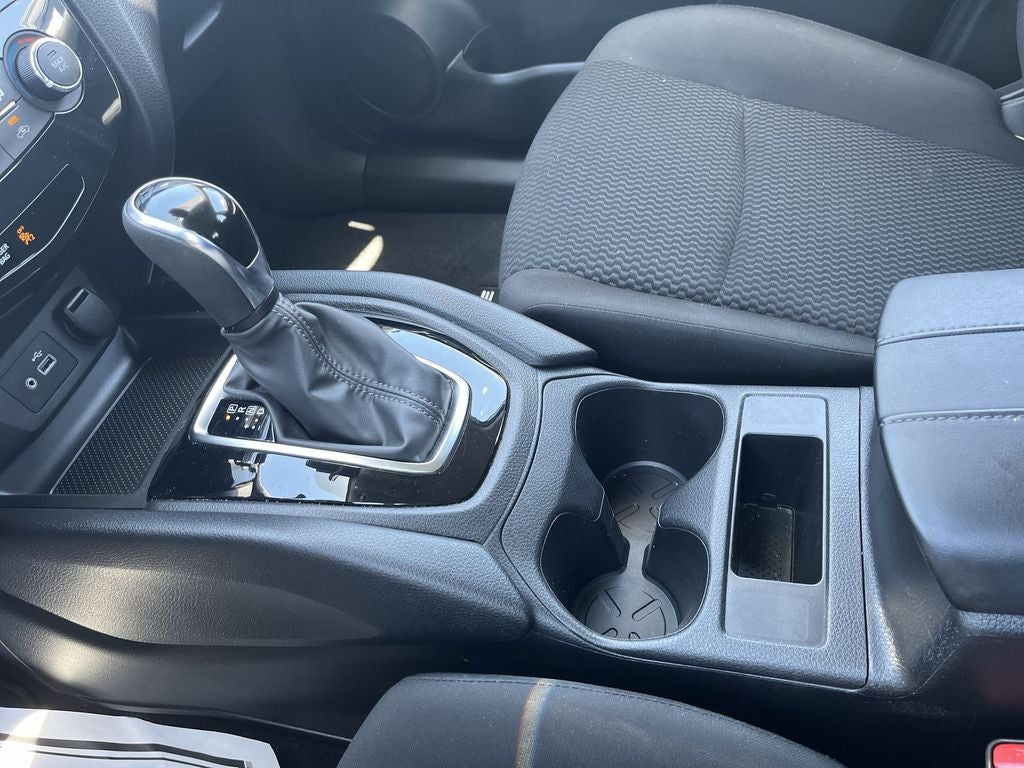 2022 Nissan Rogue Sport S