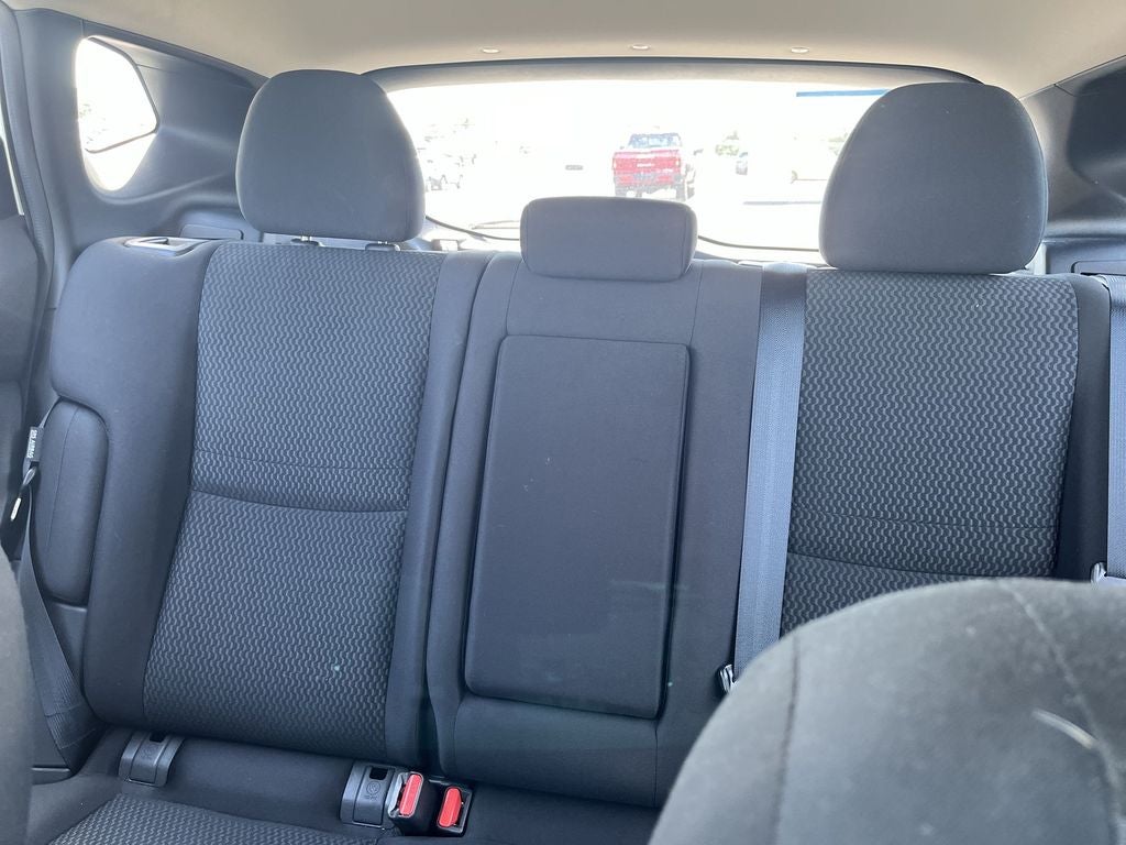 2022 Nissan Rogue Sport S