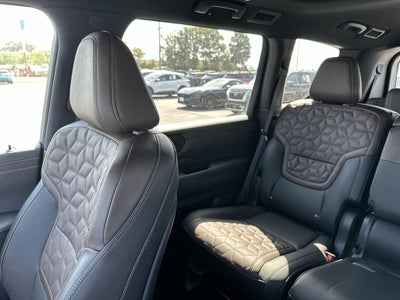 2025 Nissan Armada Platinum
