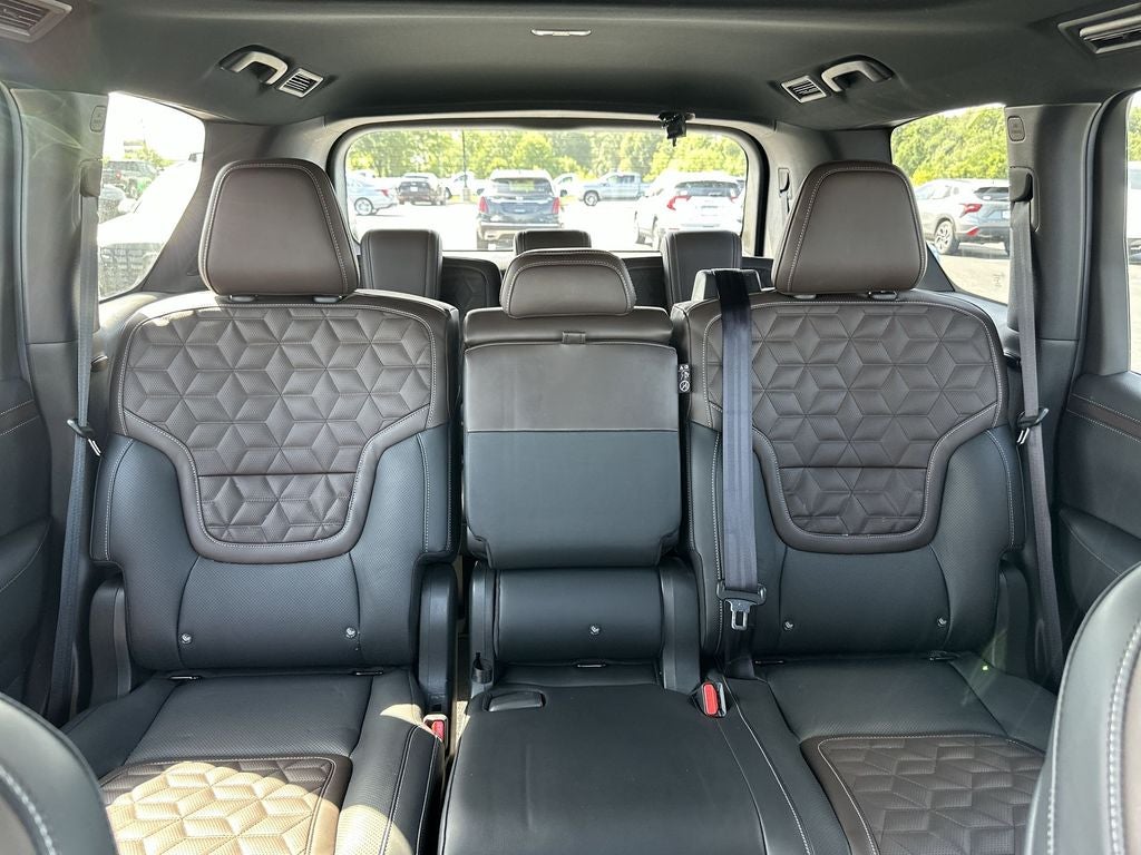 2025 Nissan Armada Platinum
