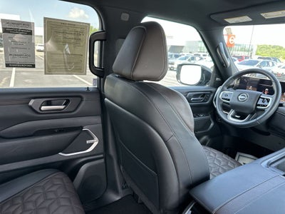 2025 Nissan Armada Platinum