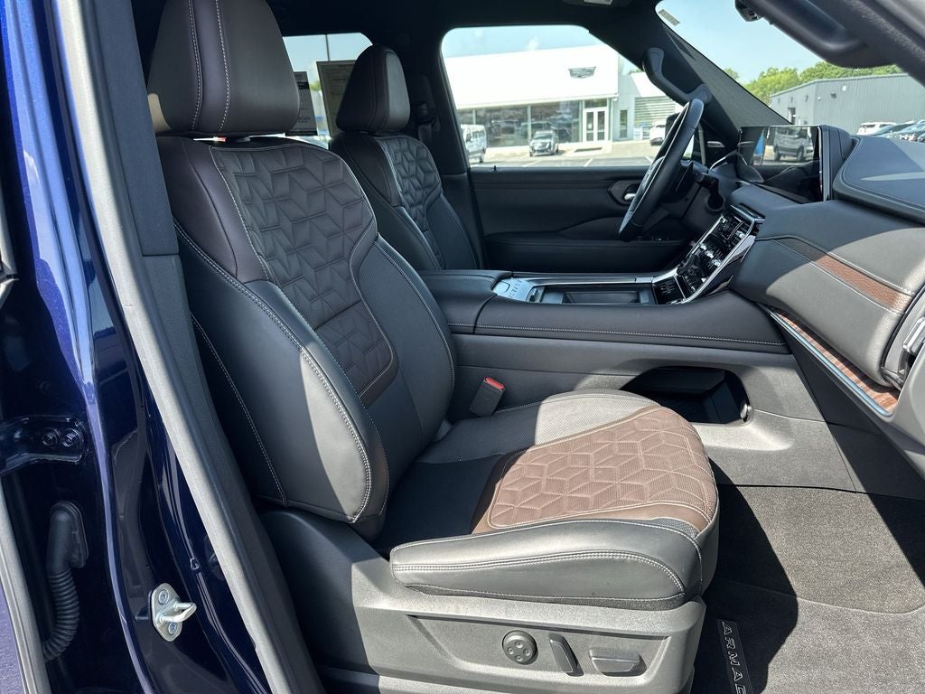 2025 Nissan Armada Platinum