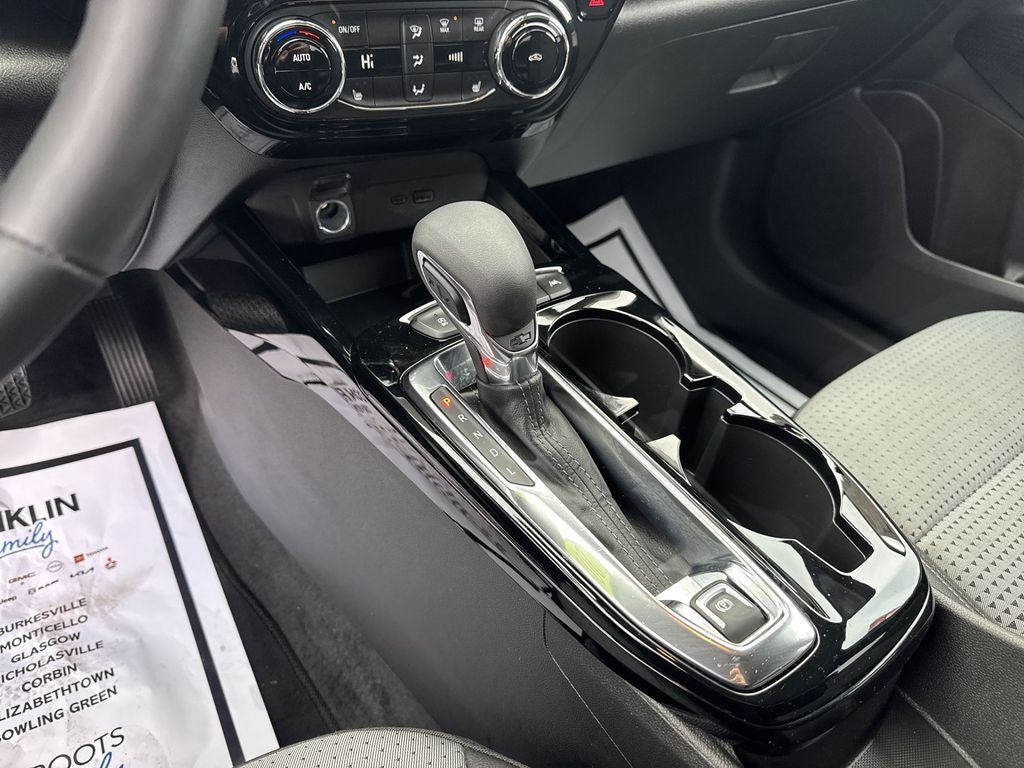 2025 Chevrolet Trax LT