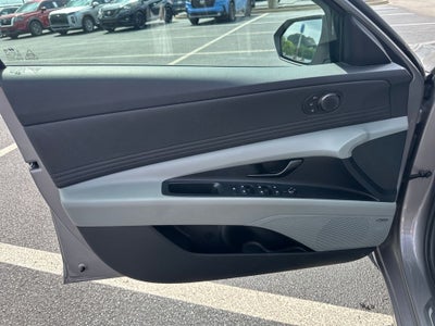 2024 Hyundai Elantra Hybrid Limited