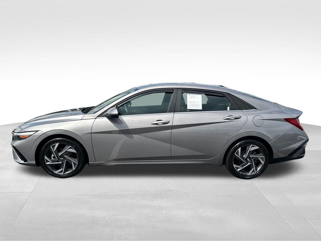 2024 Hyundai Elantra Hybrid Limited