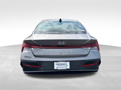 2024 Hyundai Elantra Hybrid Limited