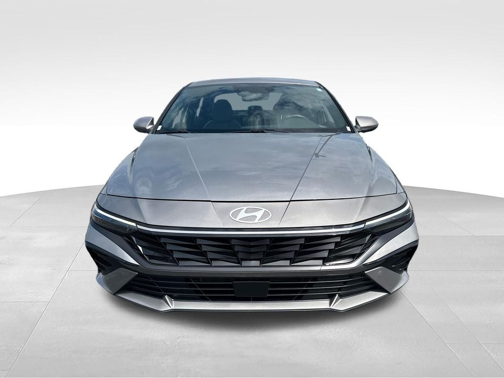 2024 Hyundai Elantra Hybrid Limited