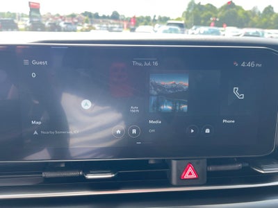 2025 Kia Carnival LXS