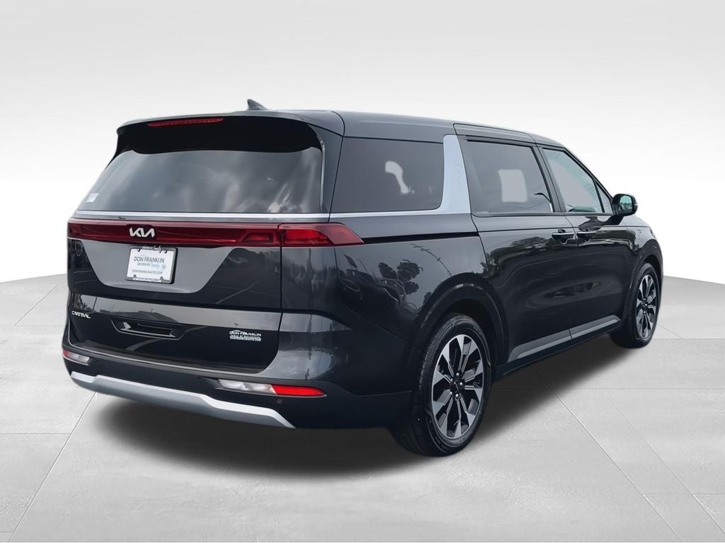 2024 Kia Carnival EX