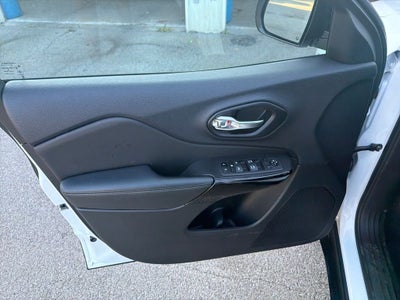 2023 Jeep Cherokee Altitude